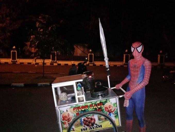 Kegiatan Superhero Dunia Seandainya Tinggal Di Indonesia
